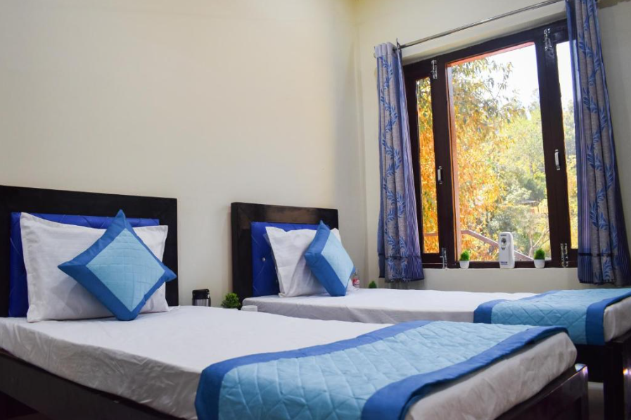 friendly accommodation options in Chaukori - Standard Room